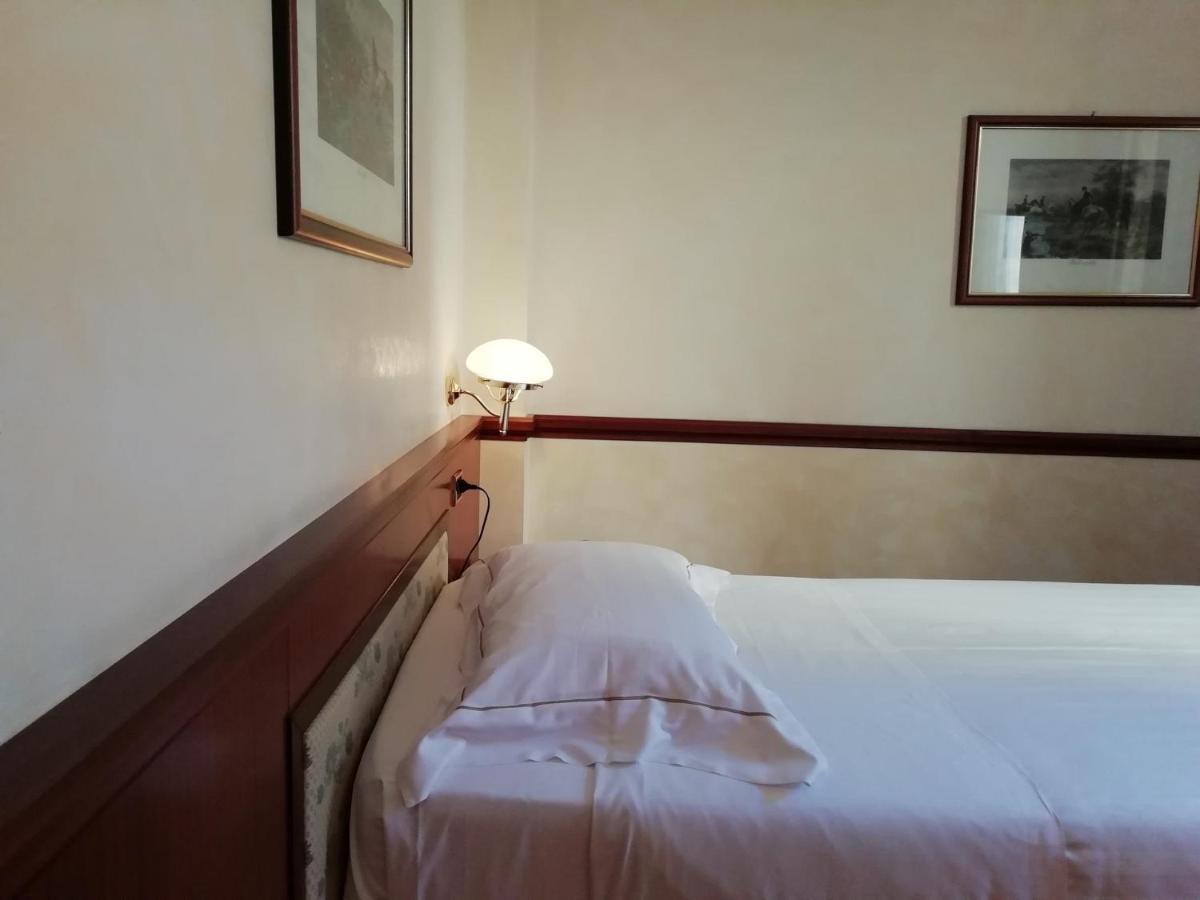 Hotel Phi Dei Medaglioni Correggio