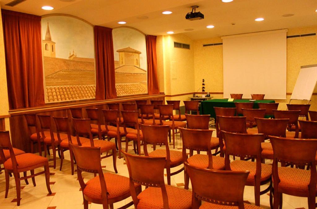 Phi Dei Medaglioni 4* Correggio