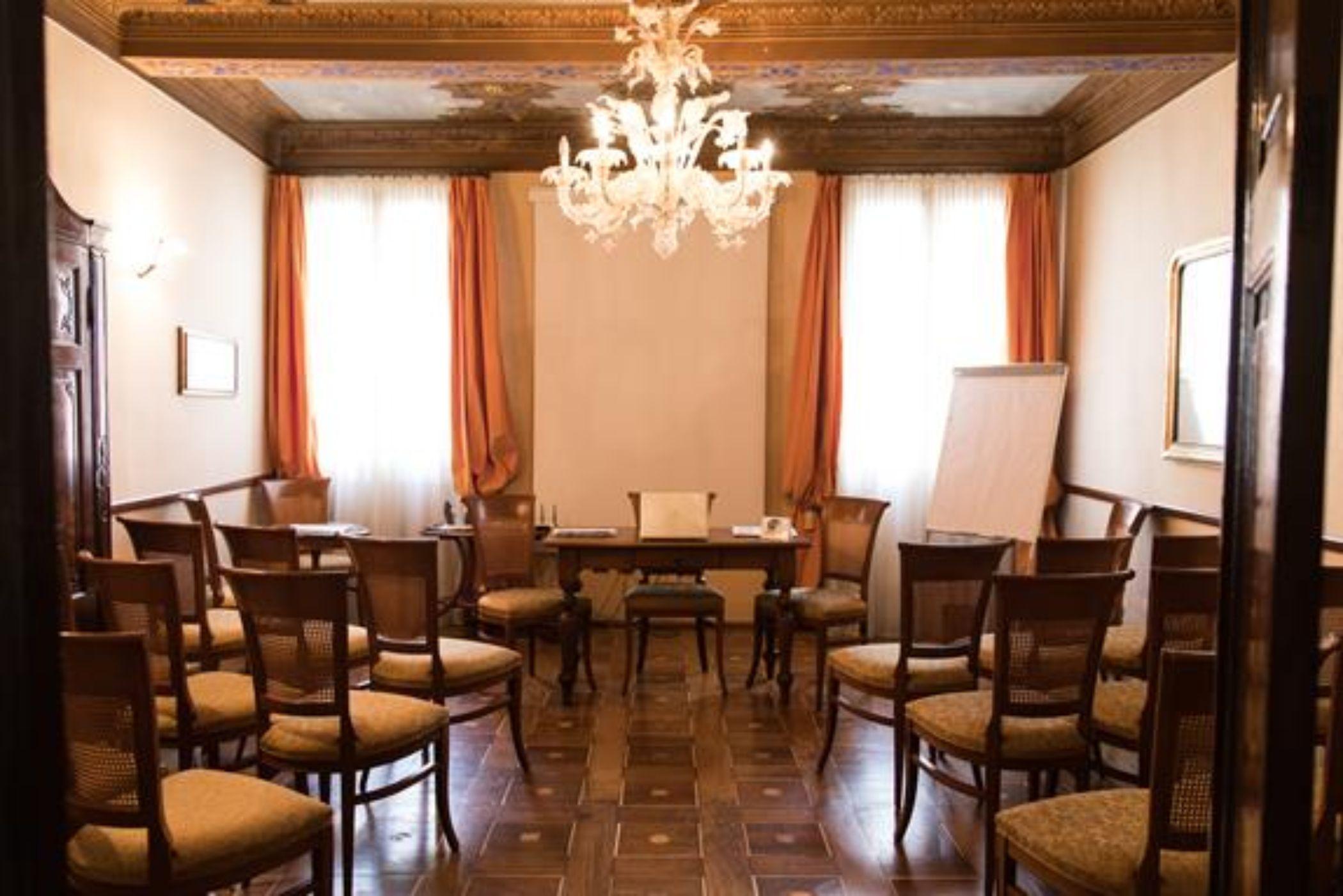 Phi Dei Medaglioni Hotel 4*